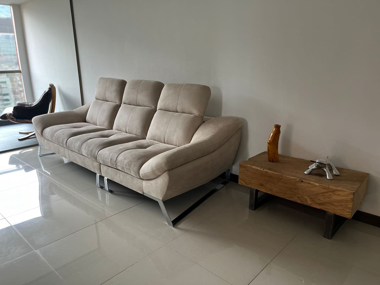 Apartamento en arriendo en Santa María de los Ángeles, El Poblado, Medellín — foto 3 de 6