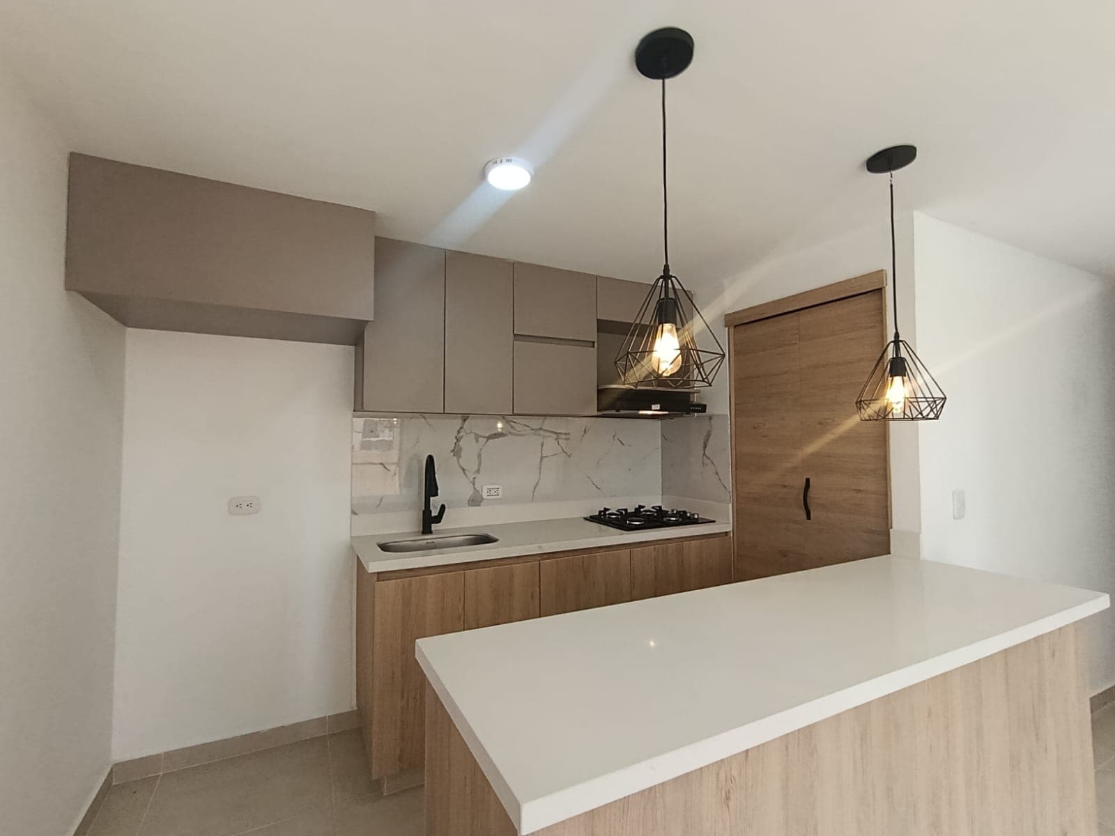 Apartamento en arriendo en Rionegro — foto 2 de 11