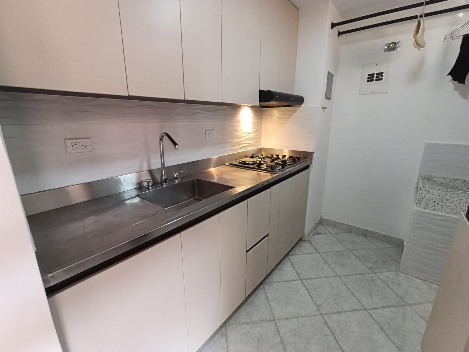 Apartamento en arriendo en La Candelaria, Centro, Medellín — foto 2 de 20