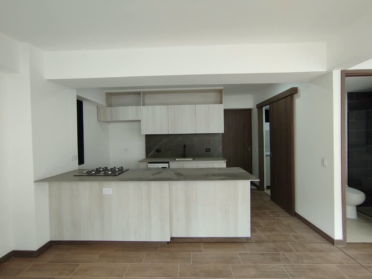 Apartamento en arriendo en El Retiro — foto 1 de 14