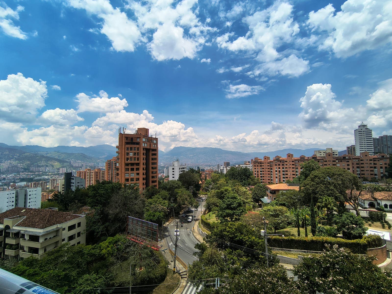 Apartamento en arriendo en San Lucas, El Poblado, Medellín — foto 1 de 13
