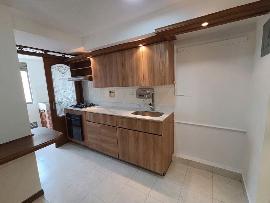 Apartamento en arriendo en Almería, La America, Medellín — foto 2 de 20