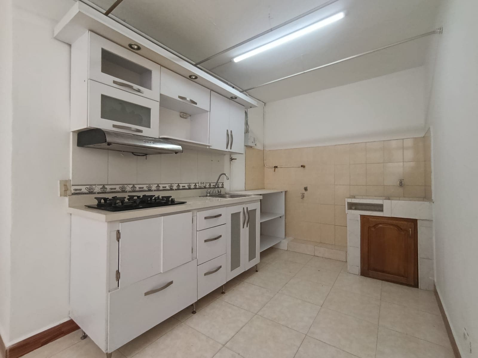 Apartamento en arriendo en Buenos Aires, Centro, Medellín — foto 2 de 14