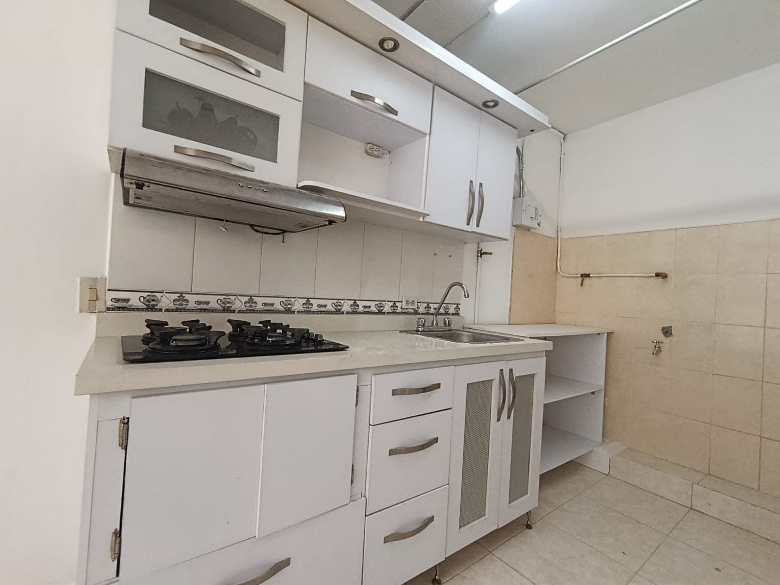 Apartamento en arriendo en Buenos Aires, Centro, Medellín — foto 4 de 14