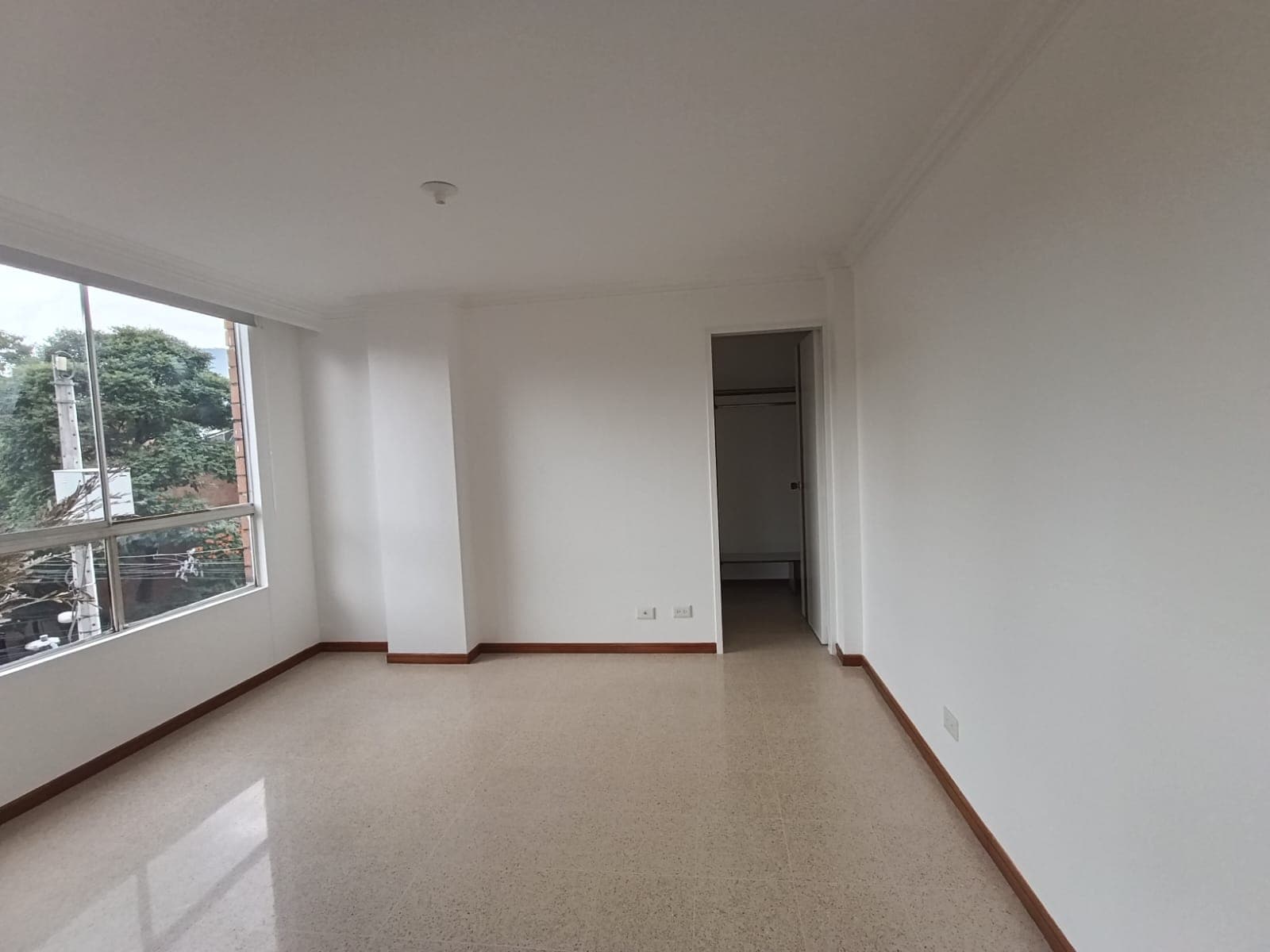Apartamento en arriendo en Suramericana, Laureles, Medellín — foto 3 de 20