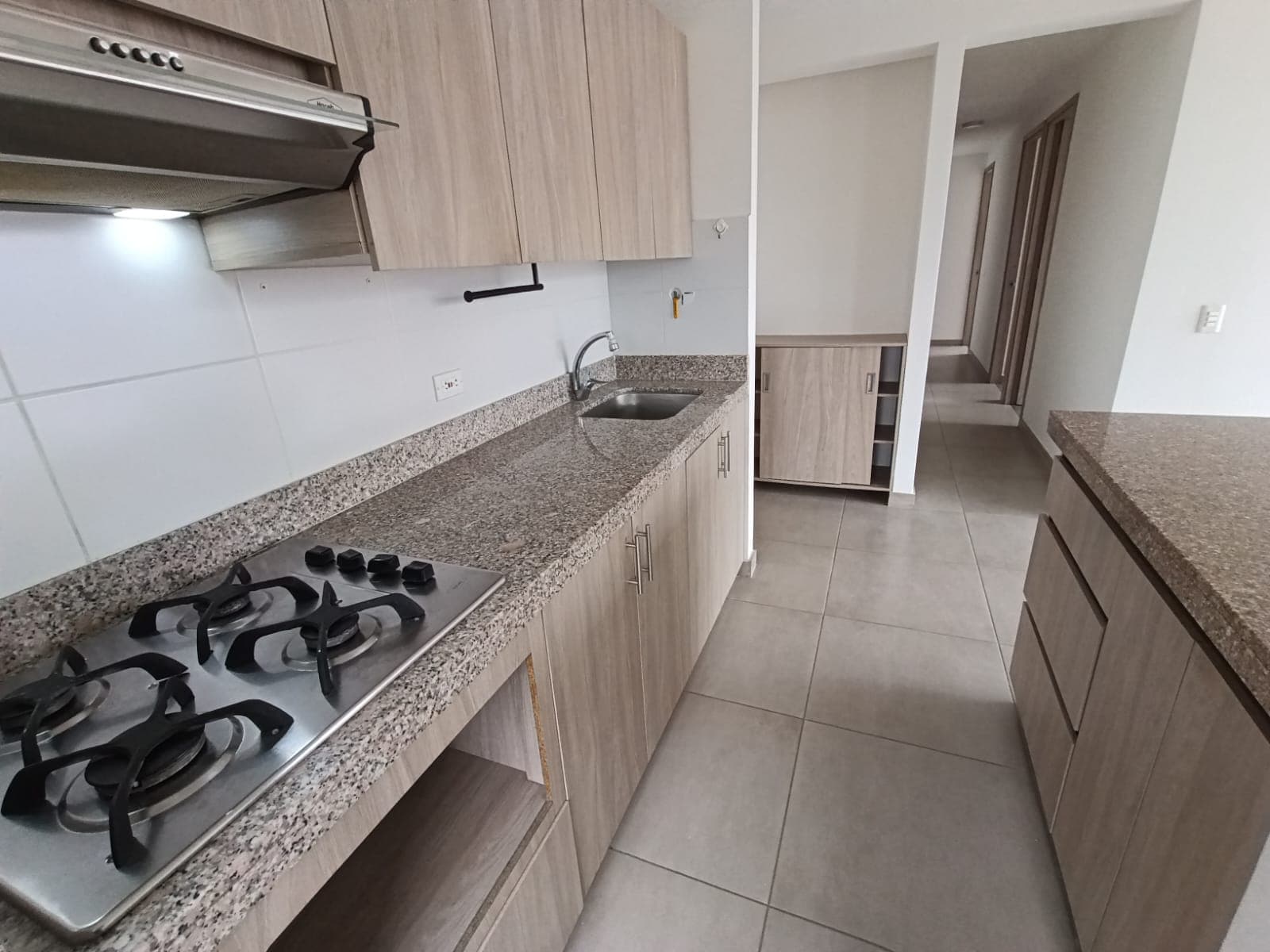 Apartamento en arriendo en Calasanz Parte Alta, La America, Medellín — foto 4 de 20