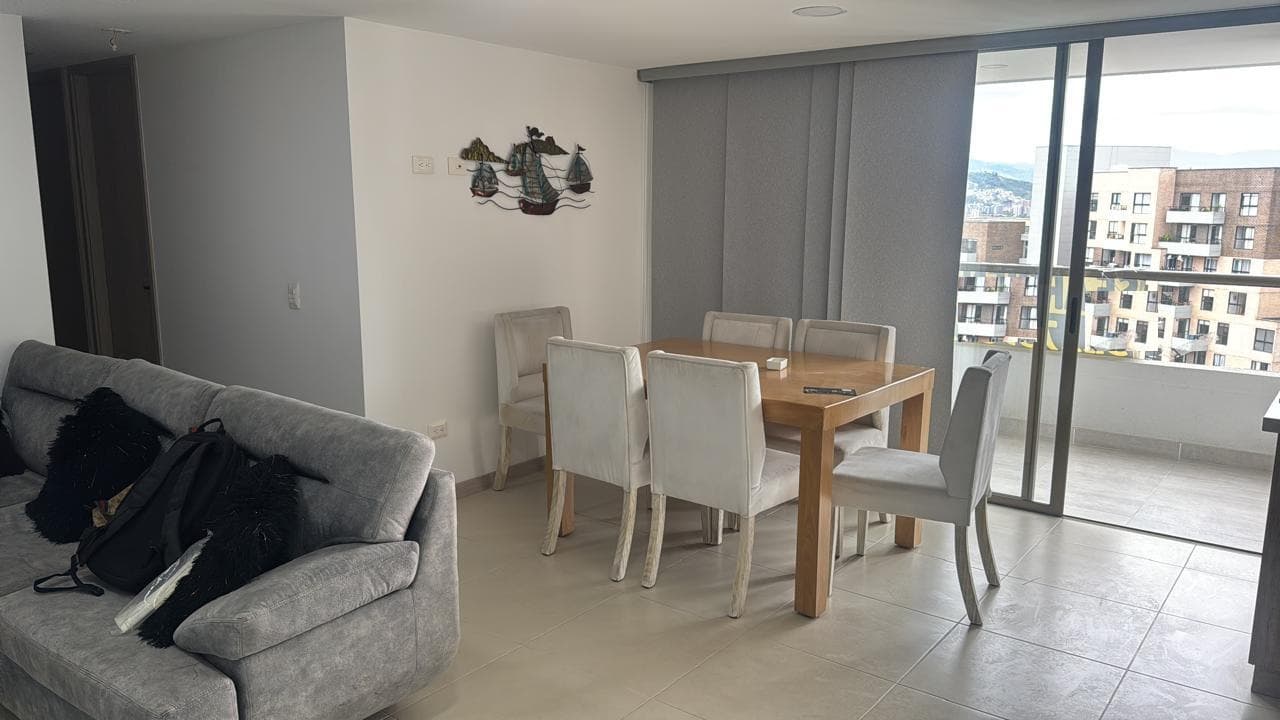 Apartamento en arriendo en Vereda Las Lomitas, Sabaneta — foto 1 de 11