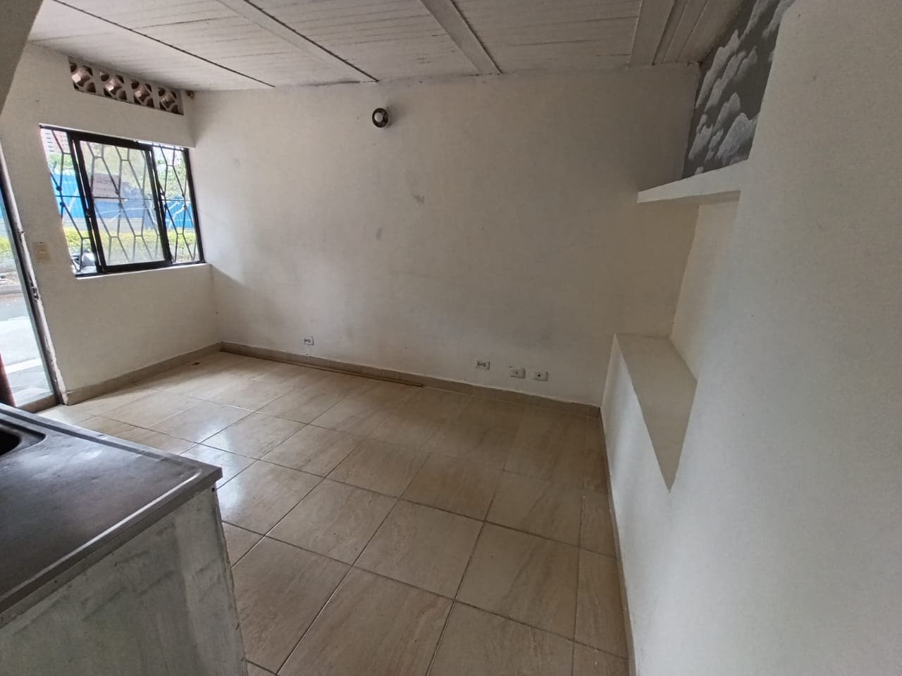 Apartaestudio en arriendo en Santa Ana Bello — foto 2 de 11