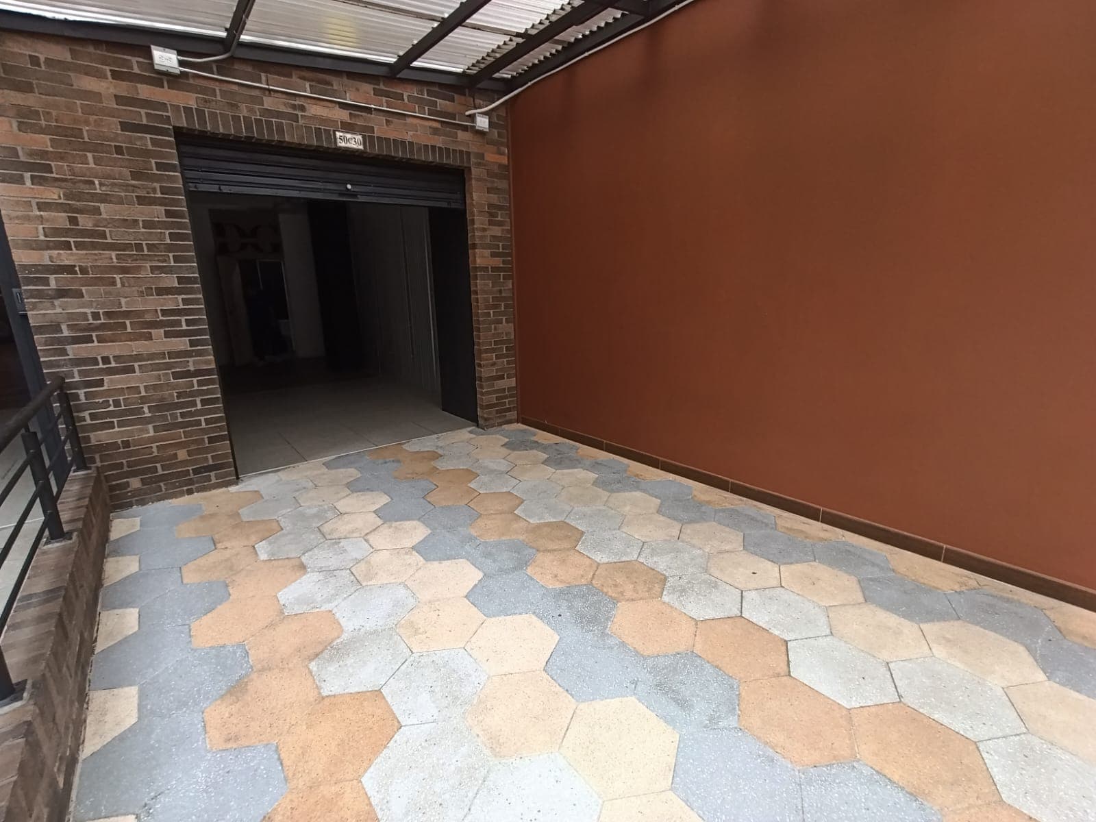 Local en arriendo en Aranjuez, Centro, Medellín — foto 2 de 11