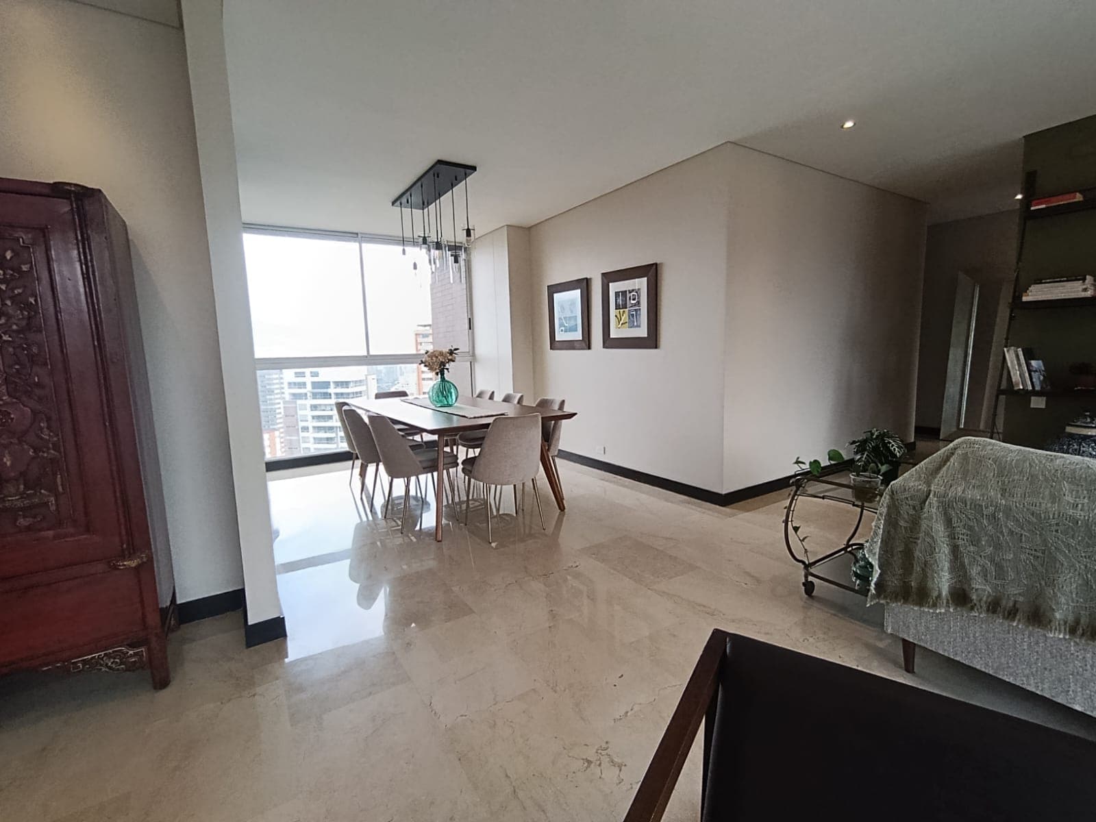 Apartamento en arriendo en La Visitacion Los Gonzalez, El Poblado, Medellín — foto 4 de 20