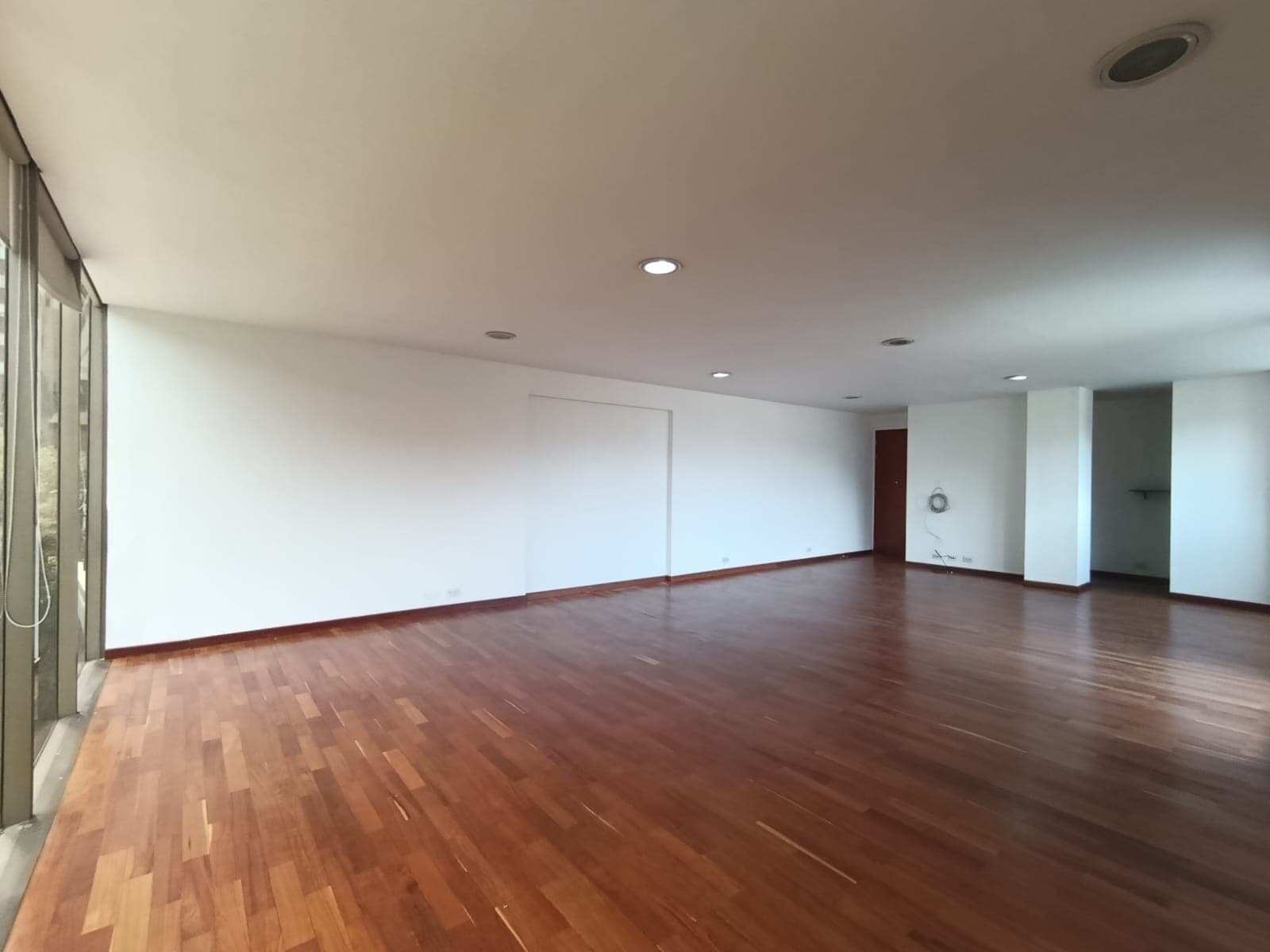 Oficina en arriendo en Las Lomas, El Poblado, Medellín — foto 5 de 14