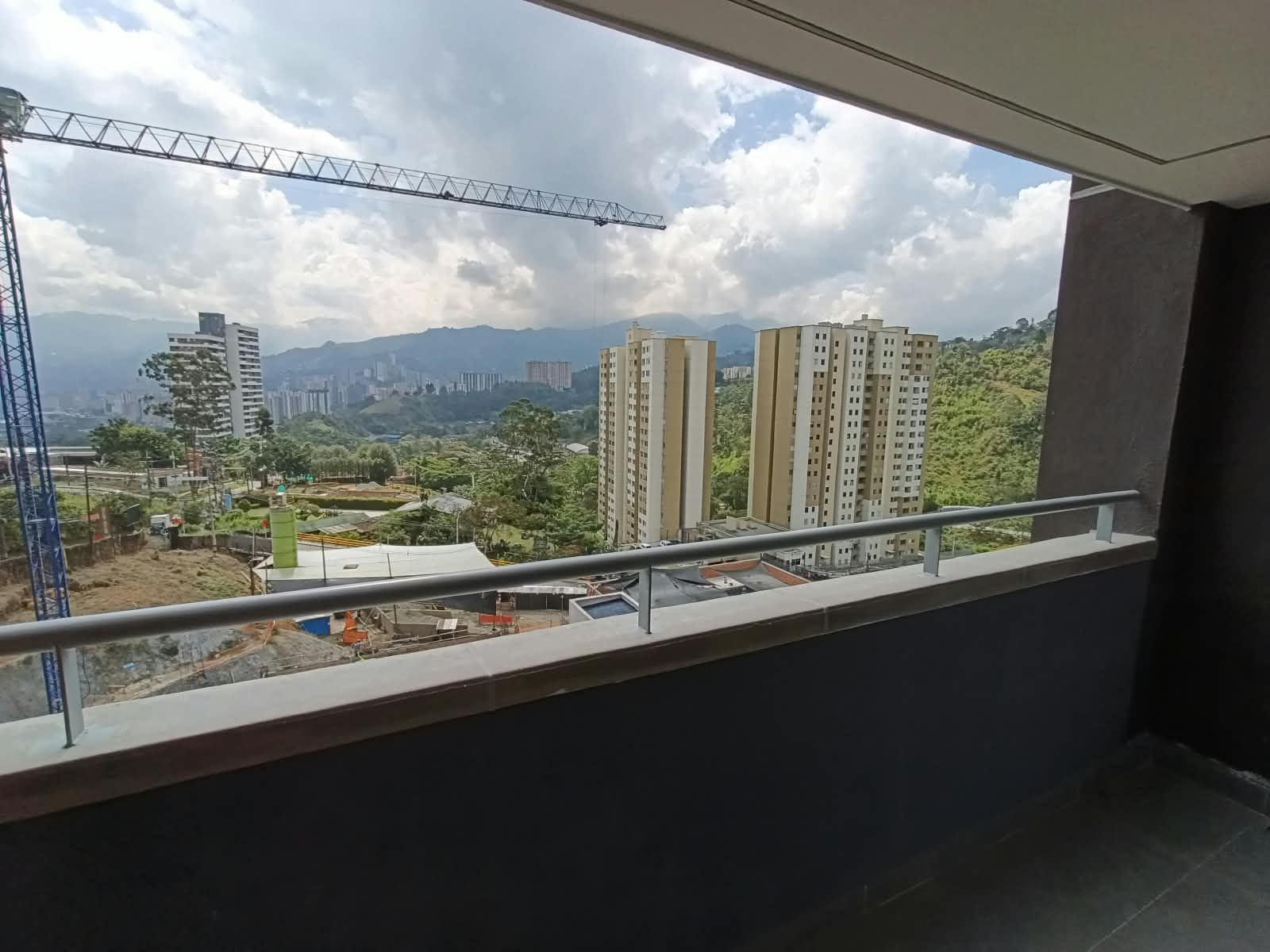 Apartamento en arriendo en La Aldea La Estrella — foto 1 de 18