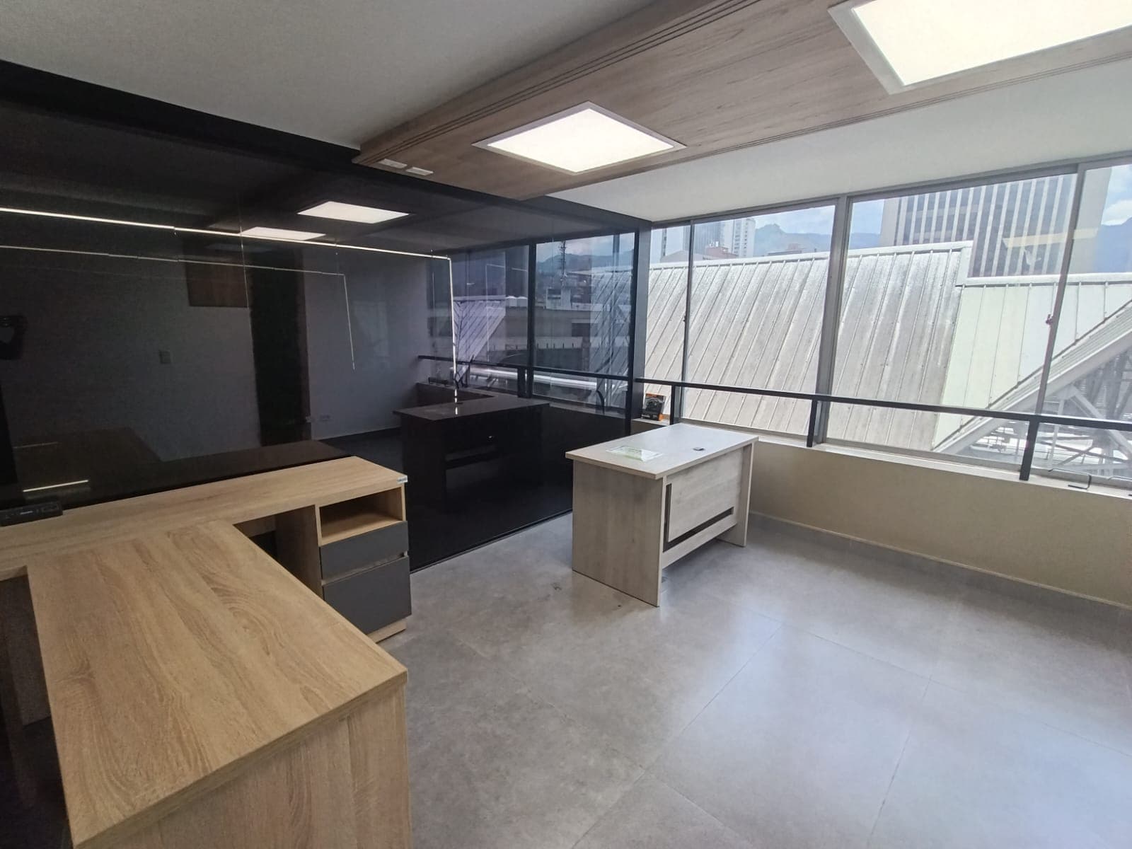 Oficina en arriendo en La Candelaria, Centro, Medellín — foto 3 de 14