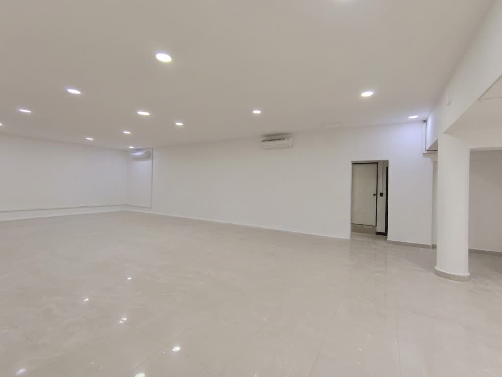 Local en arriendo en Belén Malibú, Medellín — foto 5 de 13