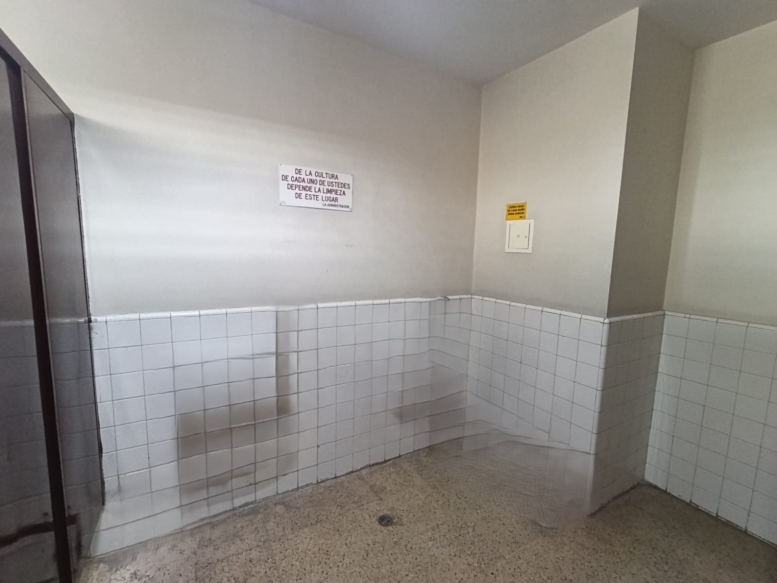 Local en arriendo en La Candelaria, Centro, Medellín — foto 1 de 6