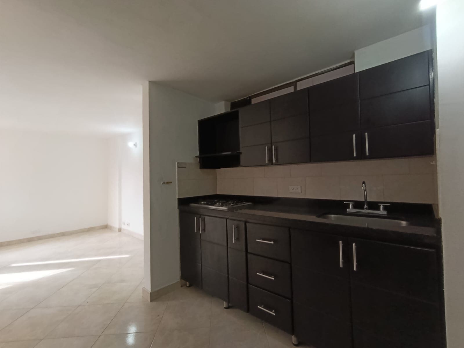 Apartamento en arriendo en Loreto, Centro, Medellín — foto 2 de 13