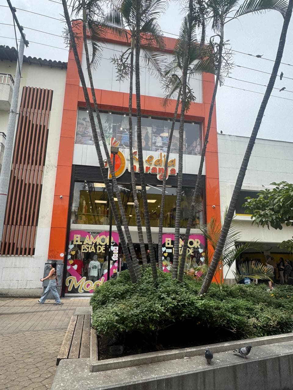 Local en arriendo en Parque de Envigado — foto 5 de 8