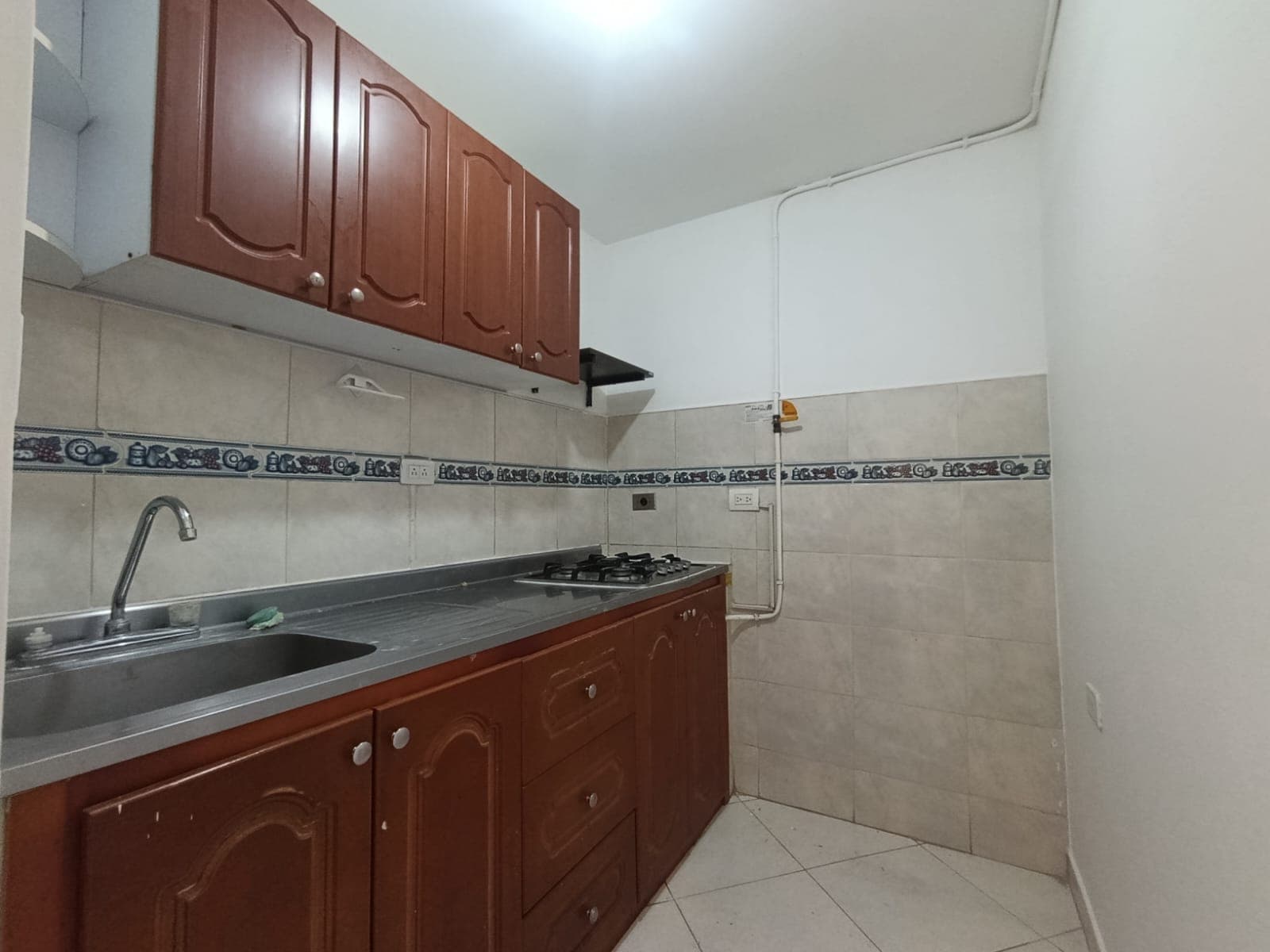 Apartamento en arriendo en El Salvador, Centro, Medellín — foto 1 de 11