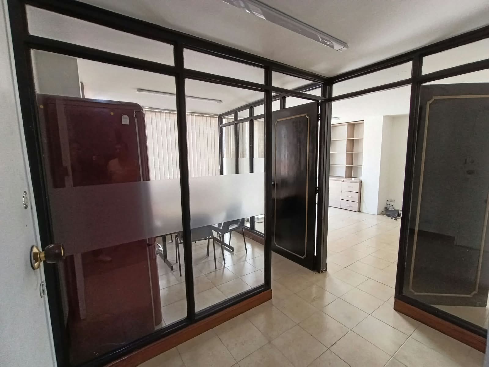 Oficina en arriendo en La Candelaria, Centro, Medellín — foto 2 de 10