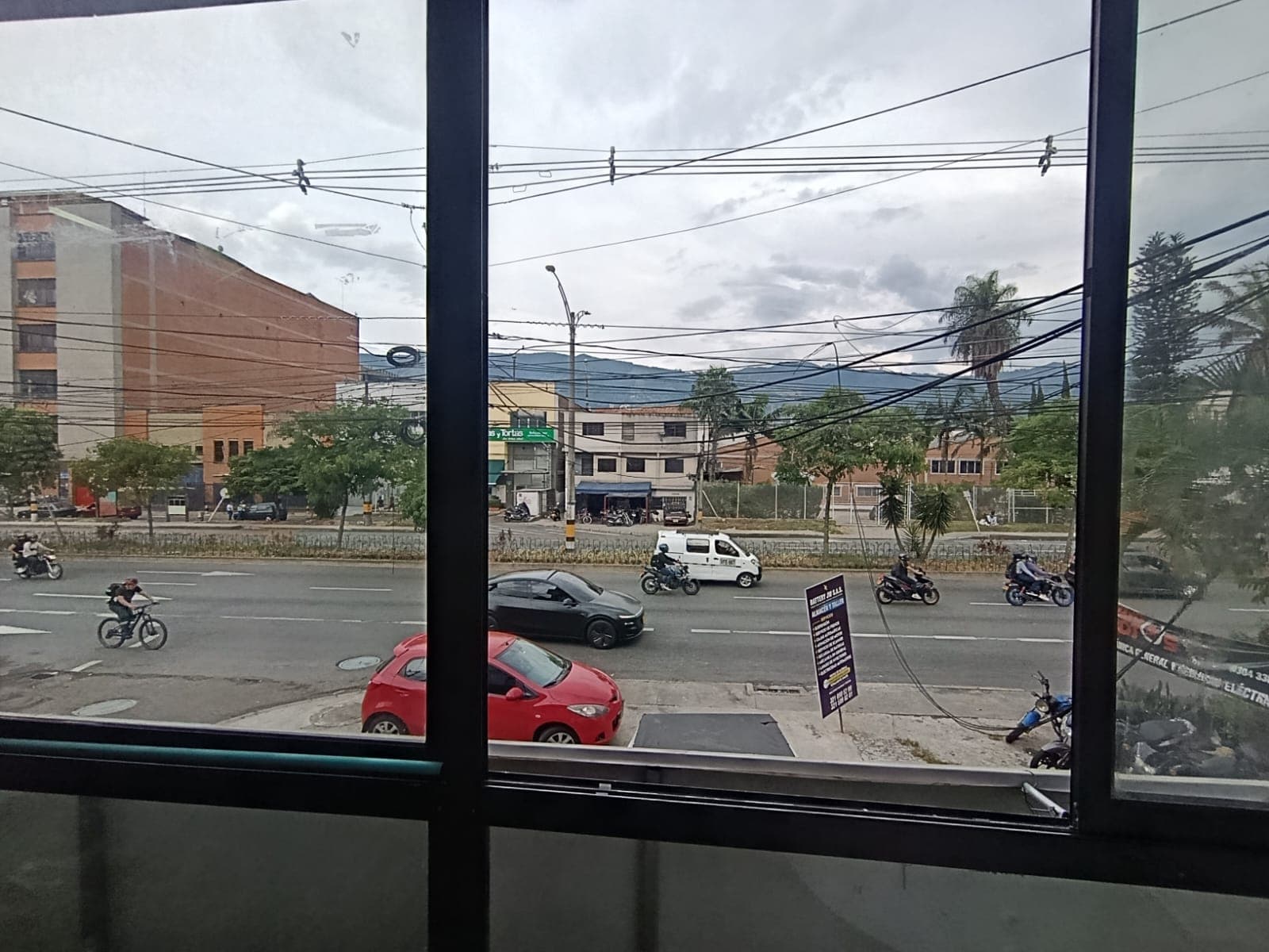 Oficina en arriendo en Guayabal, Medellín — foto 3 de 11