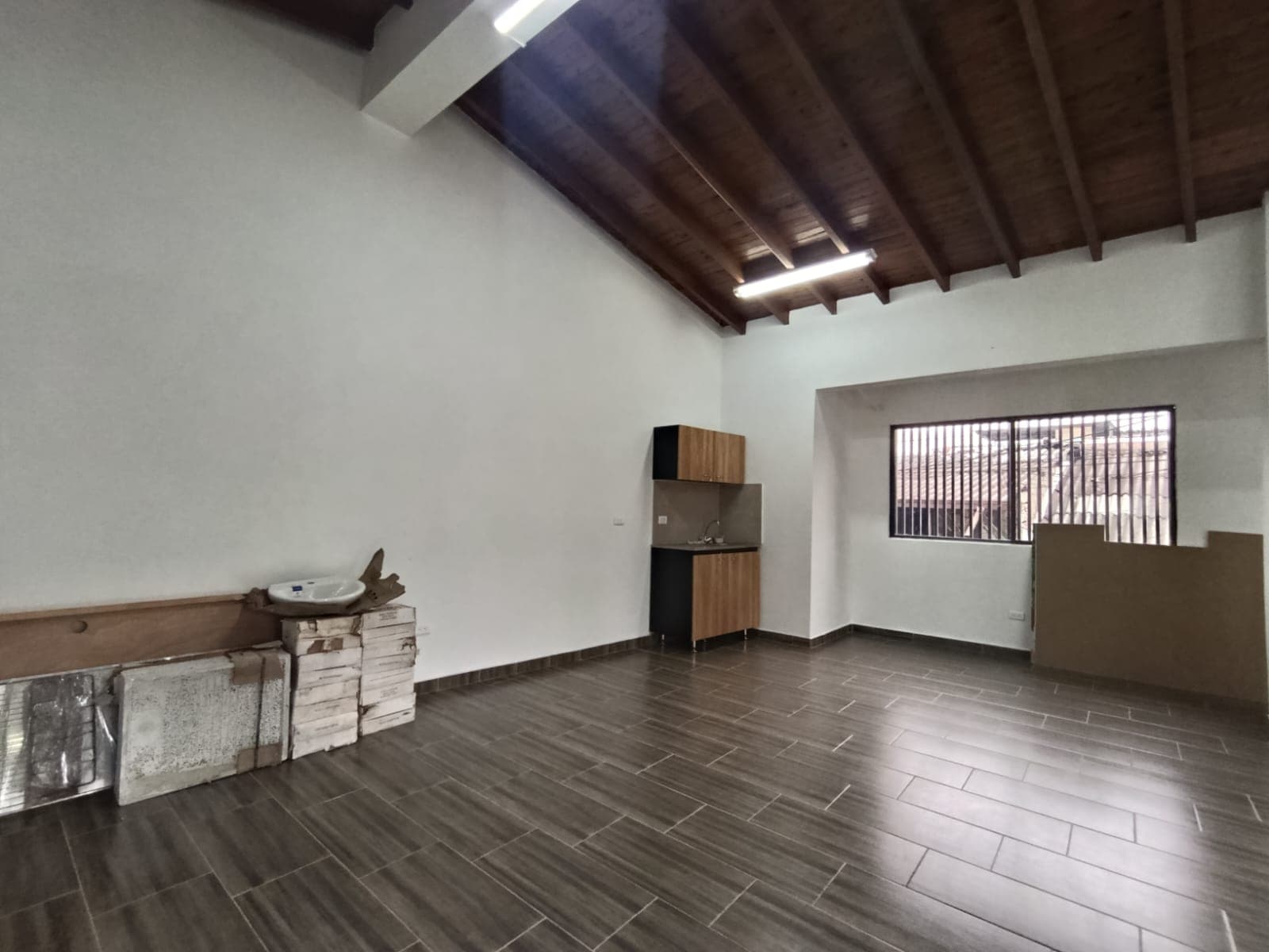 Oficina en arriendo en Guayabal, Medellín — foto 5 de 11