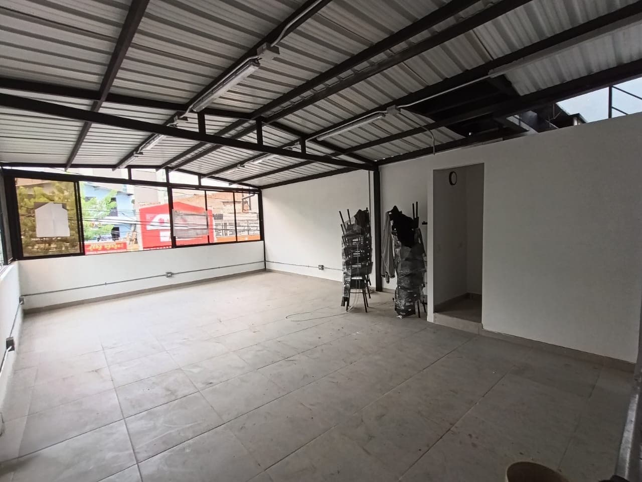 Local en arriendo en Manchester, Bello — foto 5 de 10