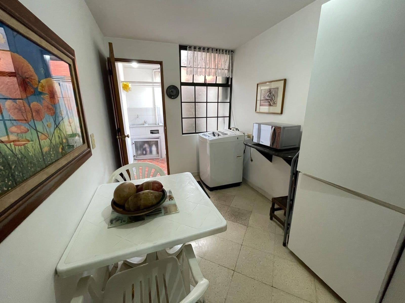 Apartamento en arriendo en Laureles Medellín — foto 3 de 12