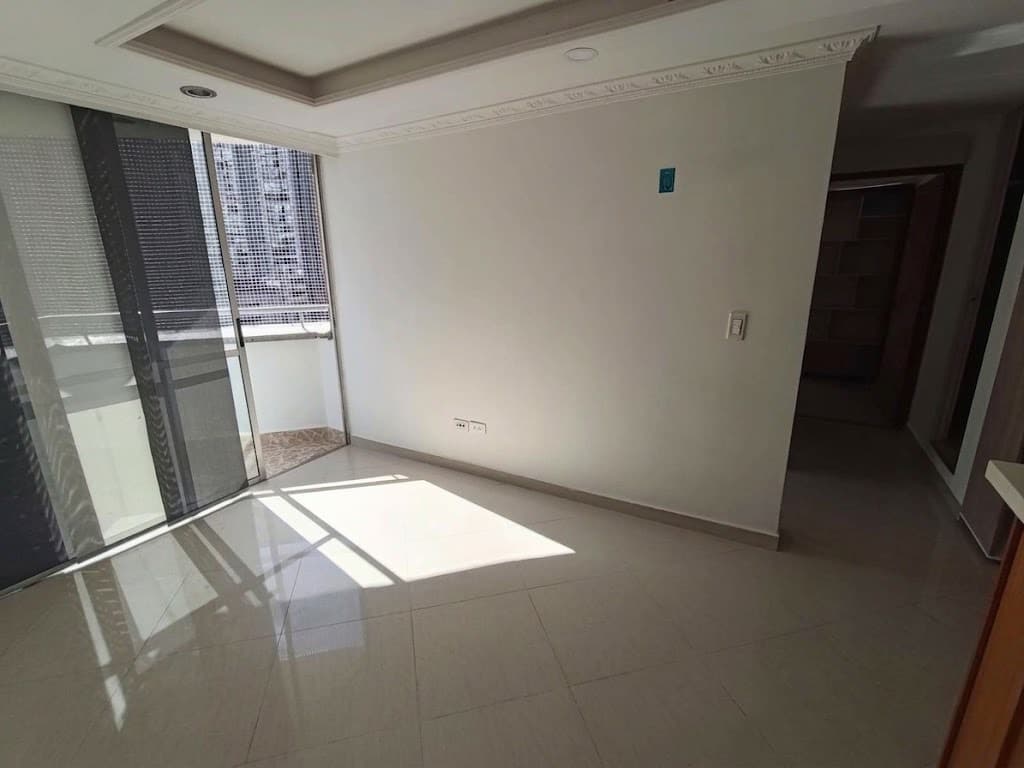 Apartamento en arriendo en Calasanz Parte Alta, La America, Medellín — foto 1 de 14
