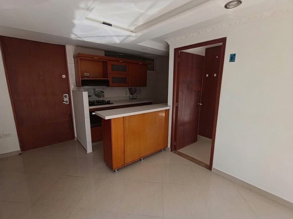 Apartamento en arriendo en Calasanz Parte Alta, La America, Medellín — foto 3 de 14