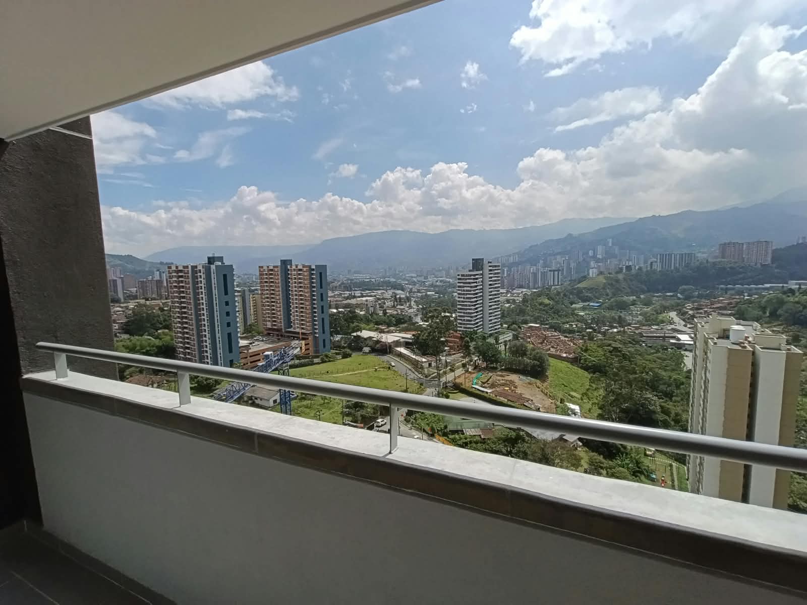 Apartamento en arriendo en La Aldea La Estrella — foto 1 de 20