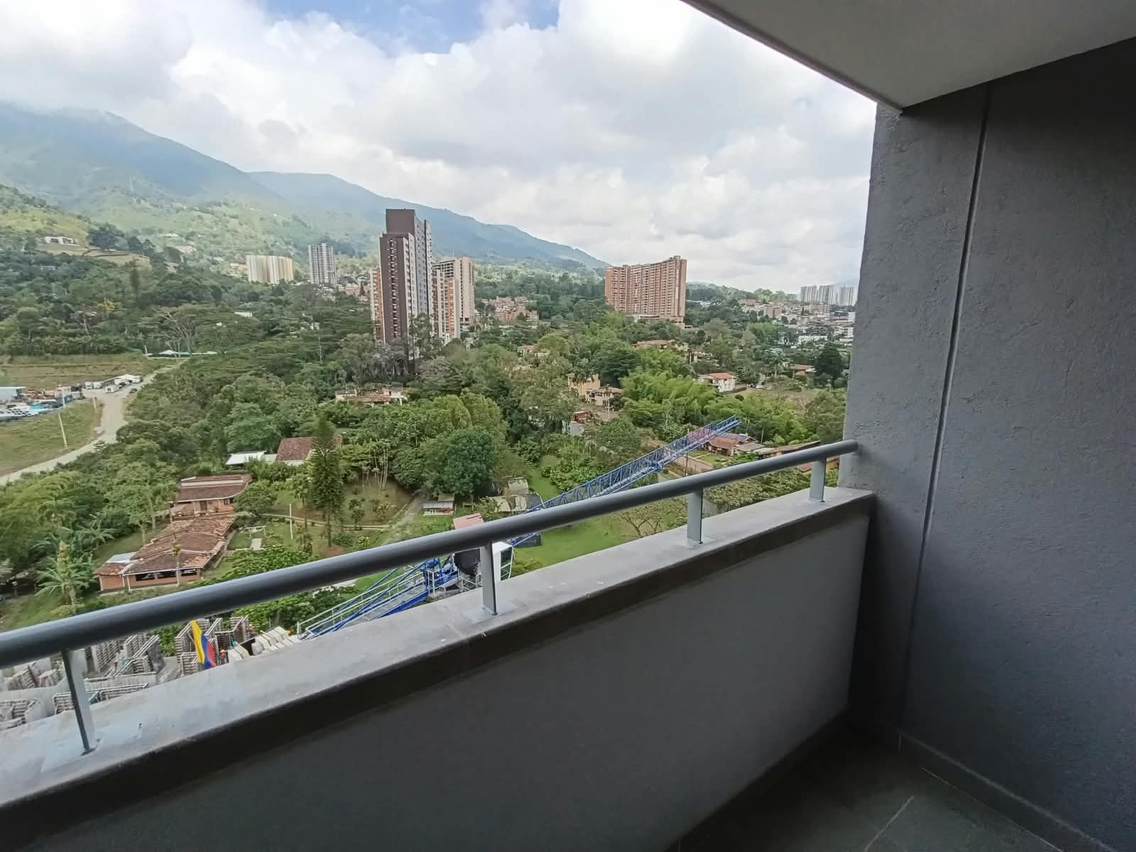 Apartamento en arriendo en La Aldea La Estrella — foto 1 de 16