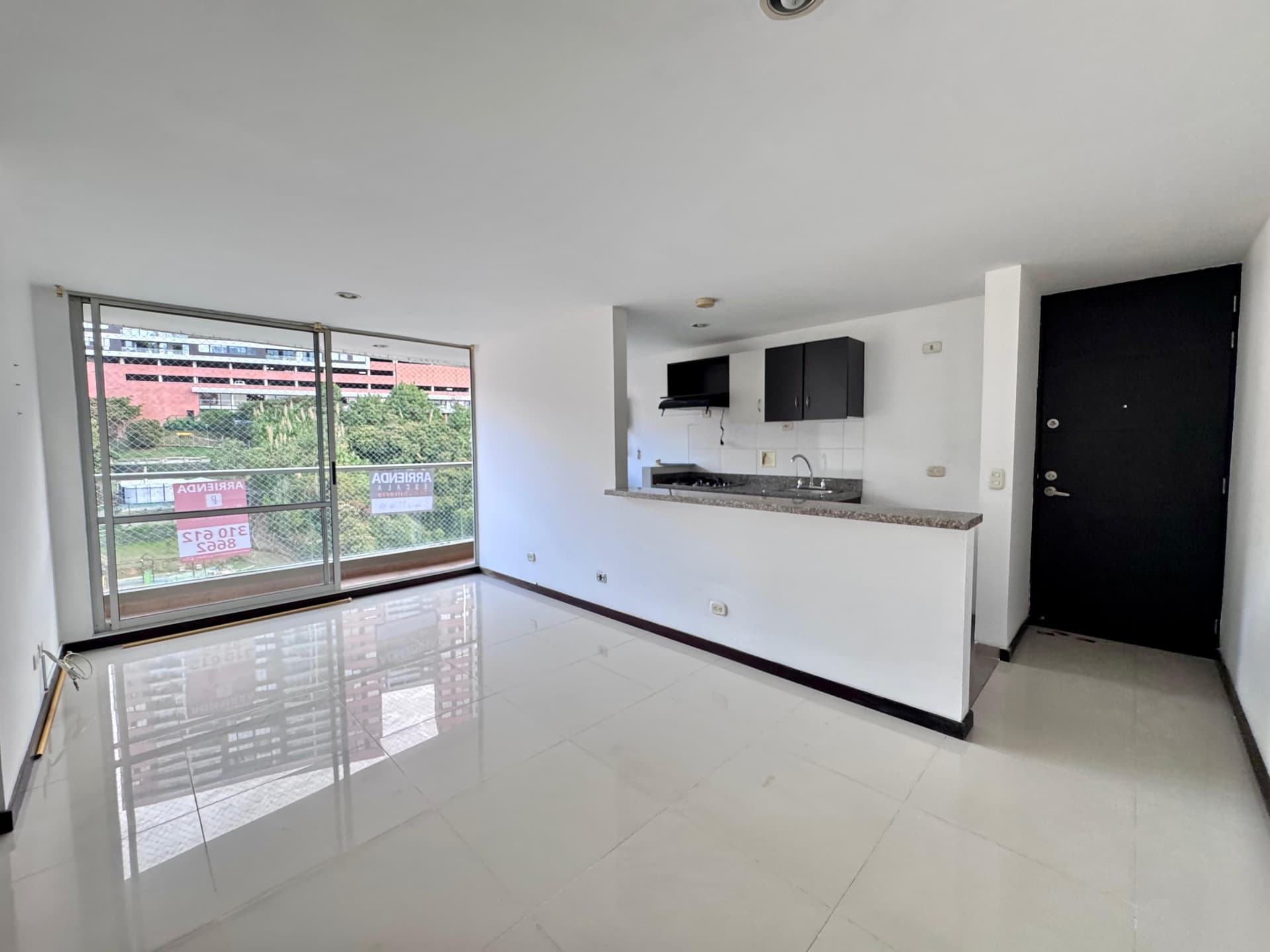 Apartamento en arriendo en El Trianón, Envigado — foto 1 de 16