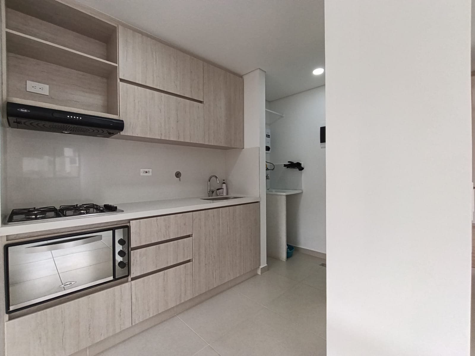 Apartamento en arriendo en Señorial, Envigado — foto 4 de 19
