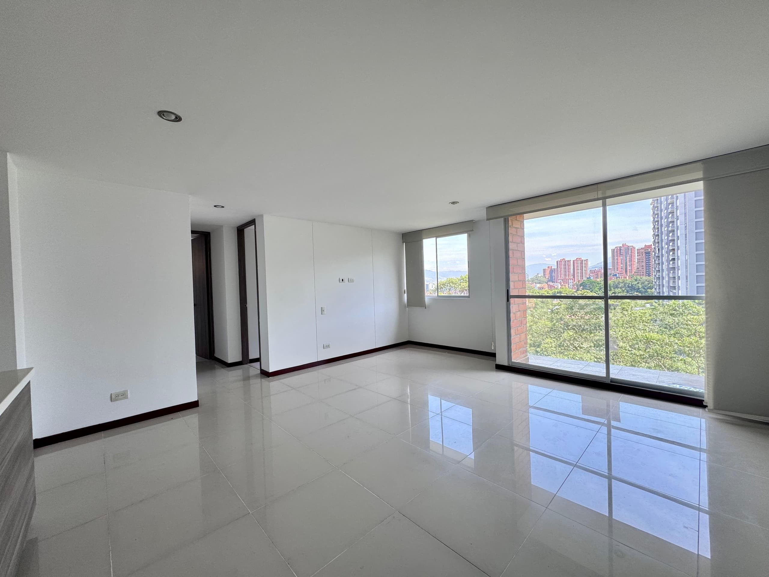 Apartamento en arriendo en La Abadia, Envigado — foto 2 de 17