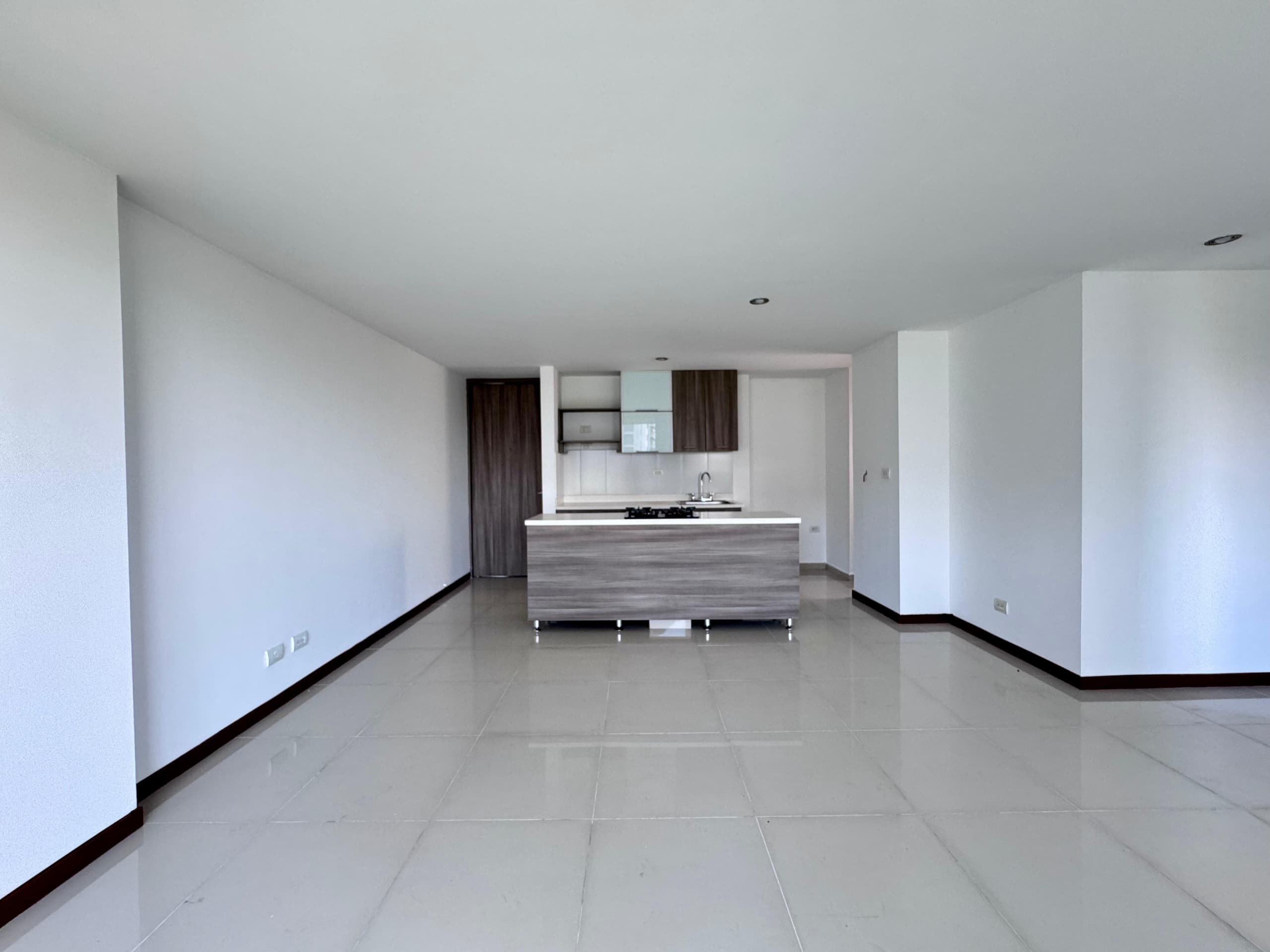 Apartamento en arriendo en La Abadia, Envigado — foto 3 de 17