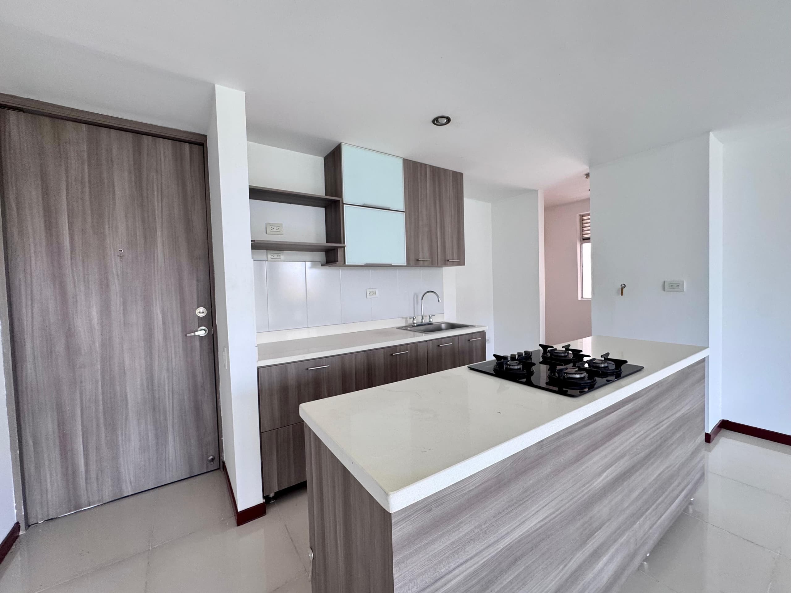 Apartamento en arriendo en La Abadia, Envigado — foto 4 de 17