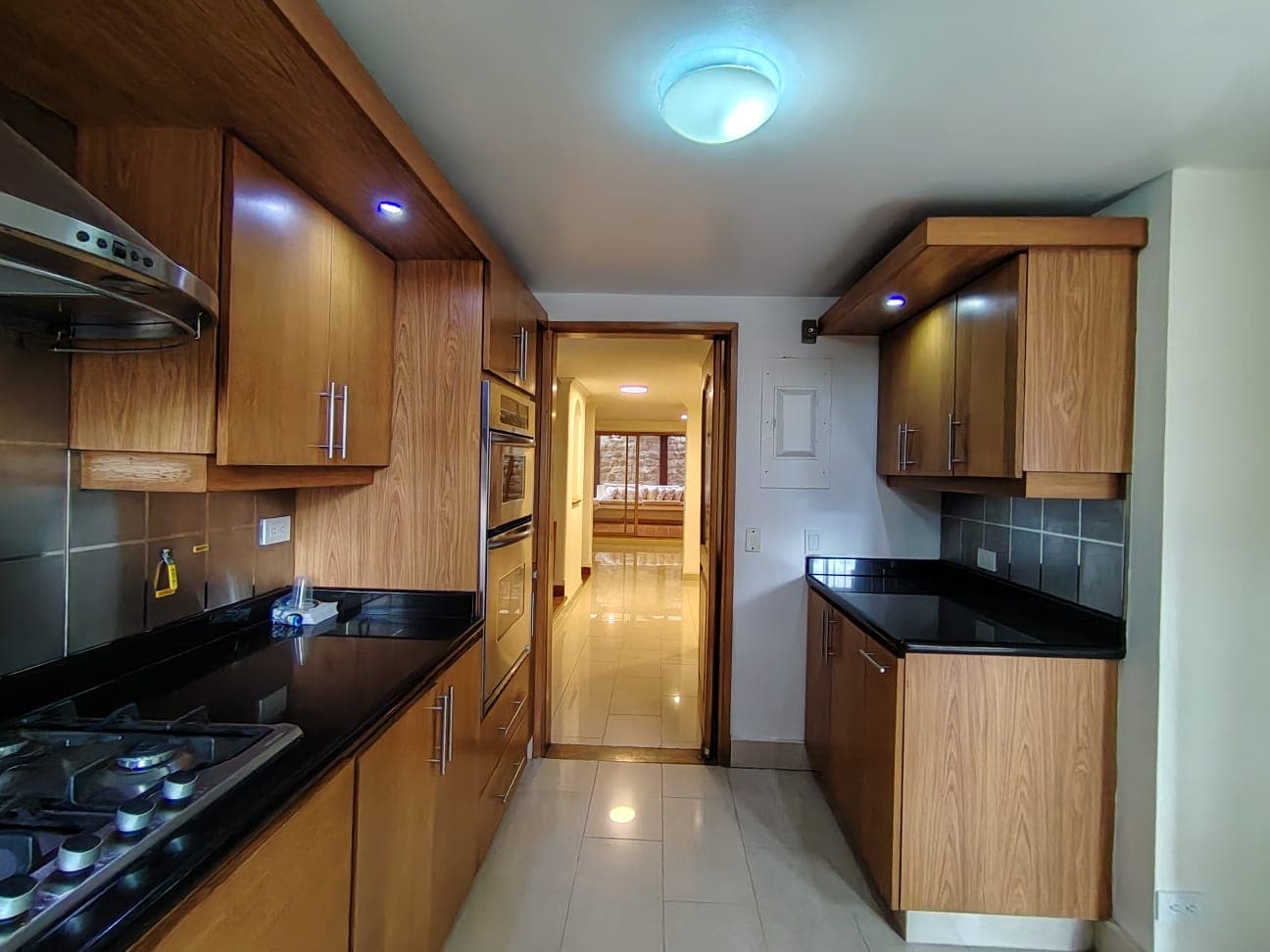 Casa Vivienda en arriendo en La Frontera, El Poblado, Medellín — foto 5 de 20
