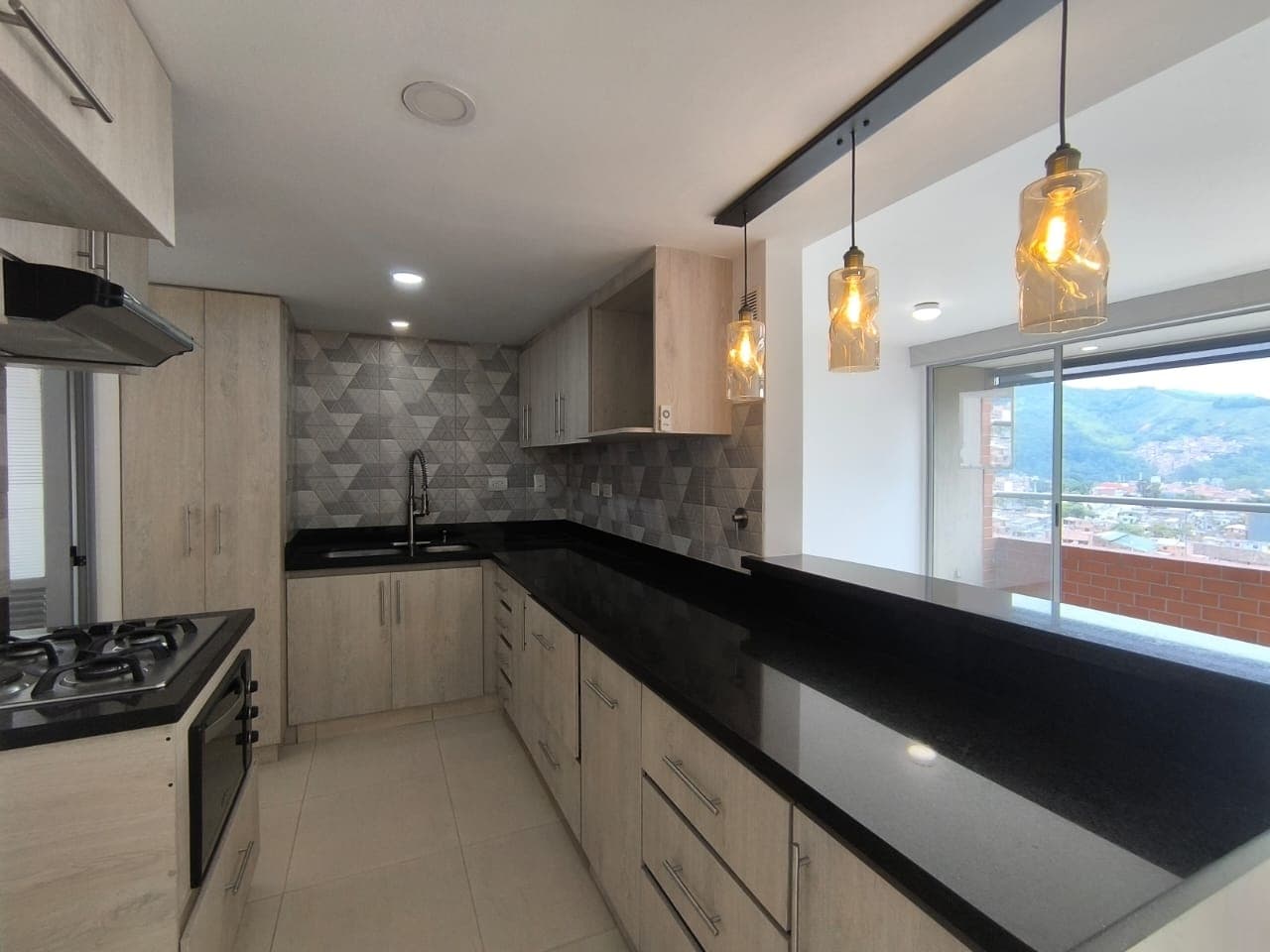 Apartamento en arriendo en Suramérica La Estrella — foto 1 de 20