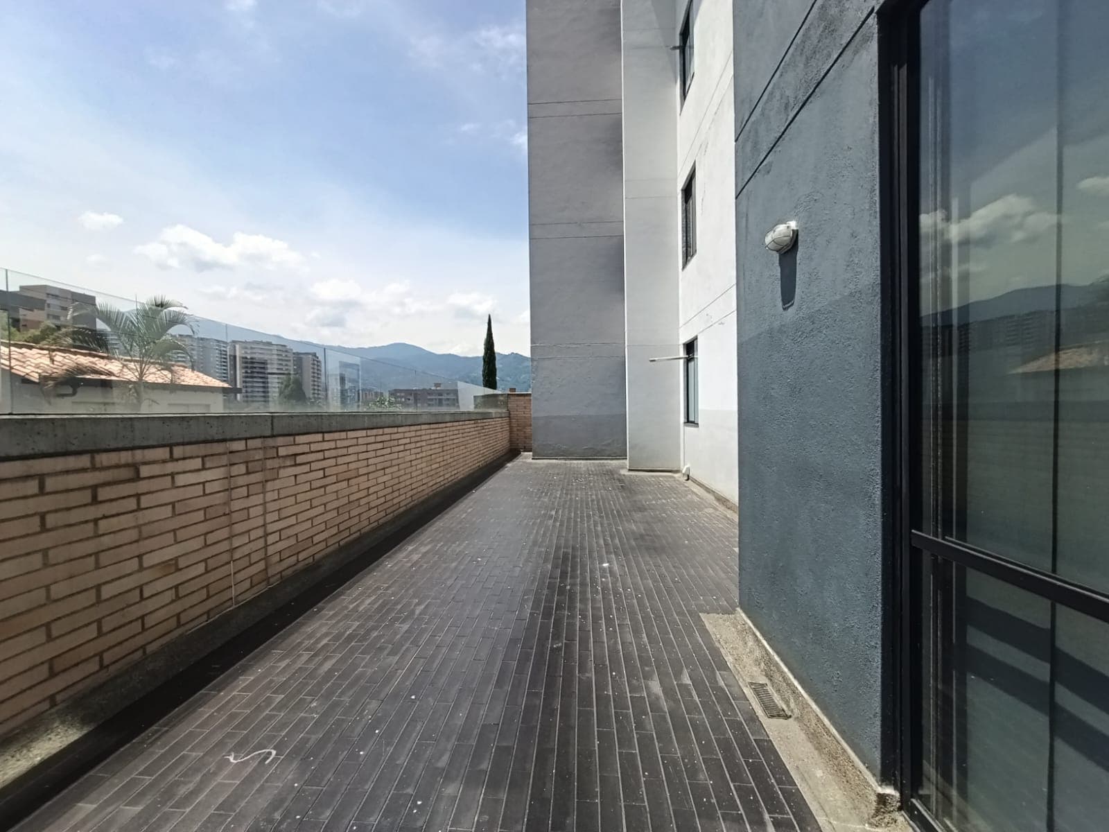 Apartamento en arriendo en Loma del Esmeraldal, Envigado — foto 1 de 20