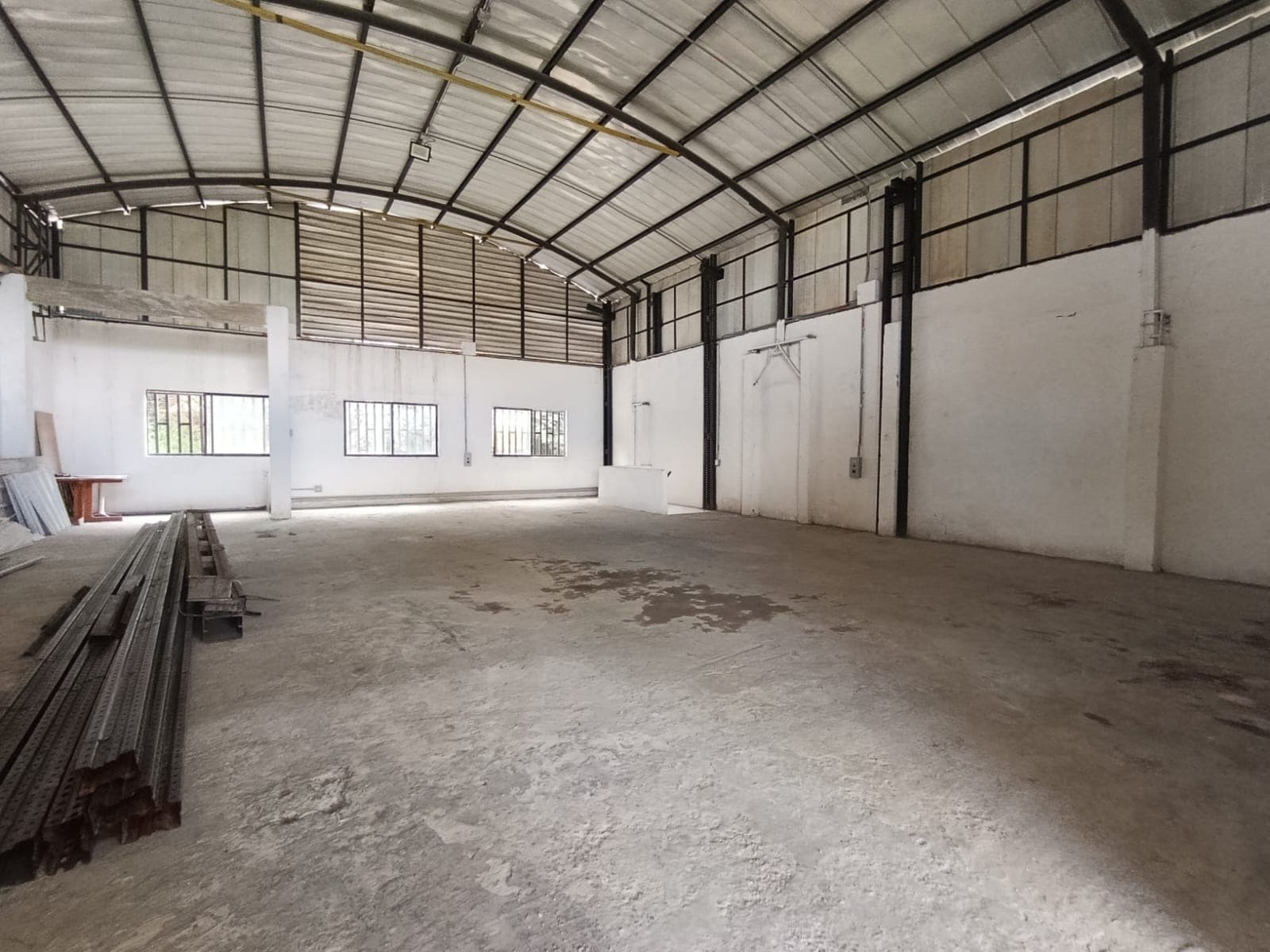 Bodega en arriendo en Bello — foto 1 de 13