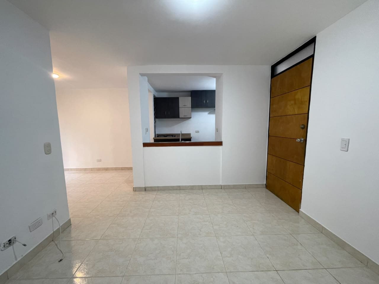 Apartamento en arriendo en Rodeo Alto, Belen, Medellín — foto 1 de 17