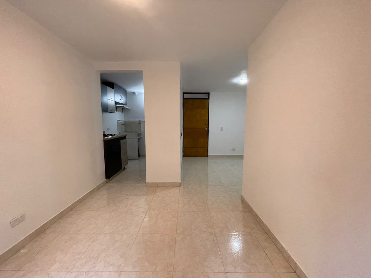 Apartamento en arriendo en Rodeo Alto, Belen, Medellín — foto 3 de 17