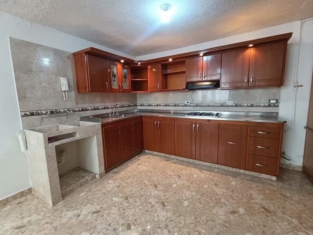 Apartamento en arriendo en Laureles Medellín — foto 3 de 13
