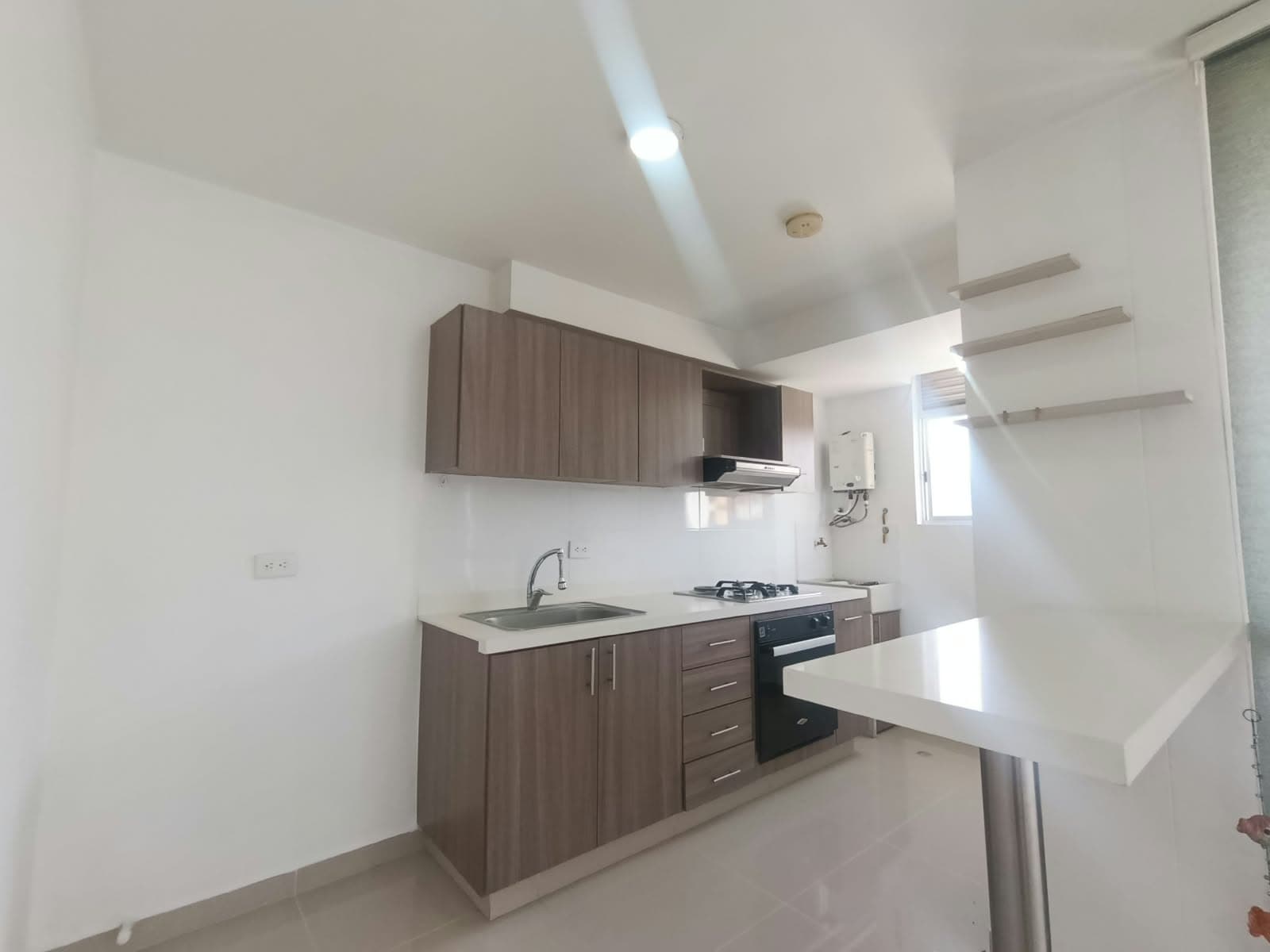 Apartamento en arriendo en Cabañas, Bello — foto 1 de 17