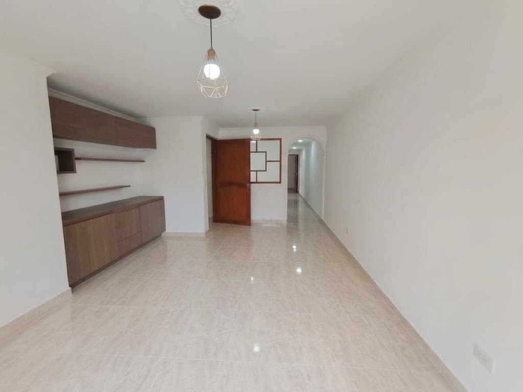 Apartamento en arriendo en La Floresta, La America, Medellín — foto 5 de 11