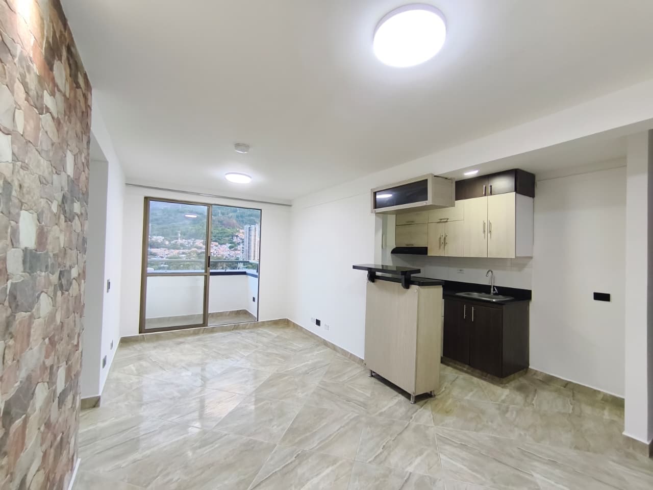 Apartamento en arriendo en Niquia, Bello — foto 1 de 19