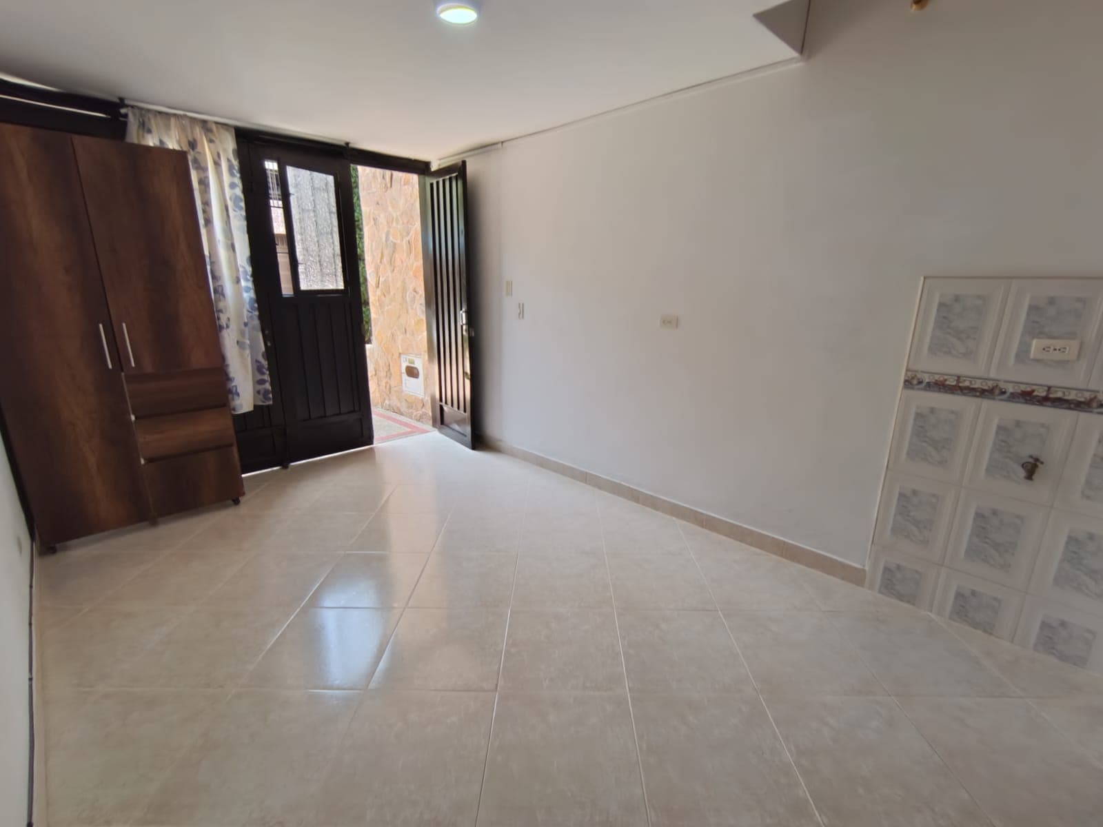 Apartaestudio en arriendo en Santa Mónica, La America, Medellín — foto 4 de 9