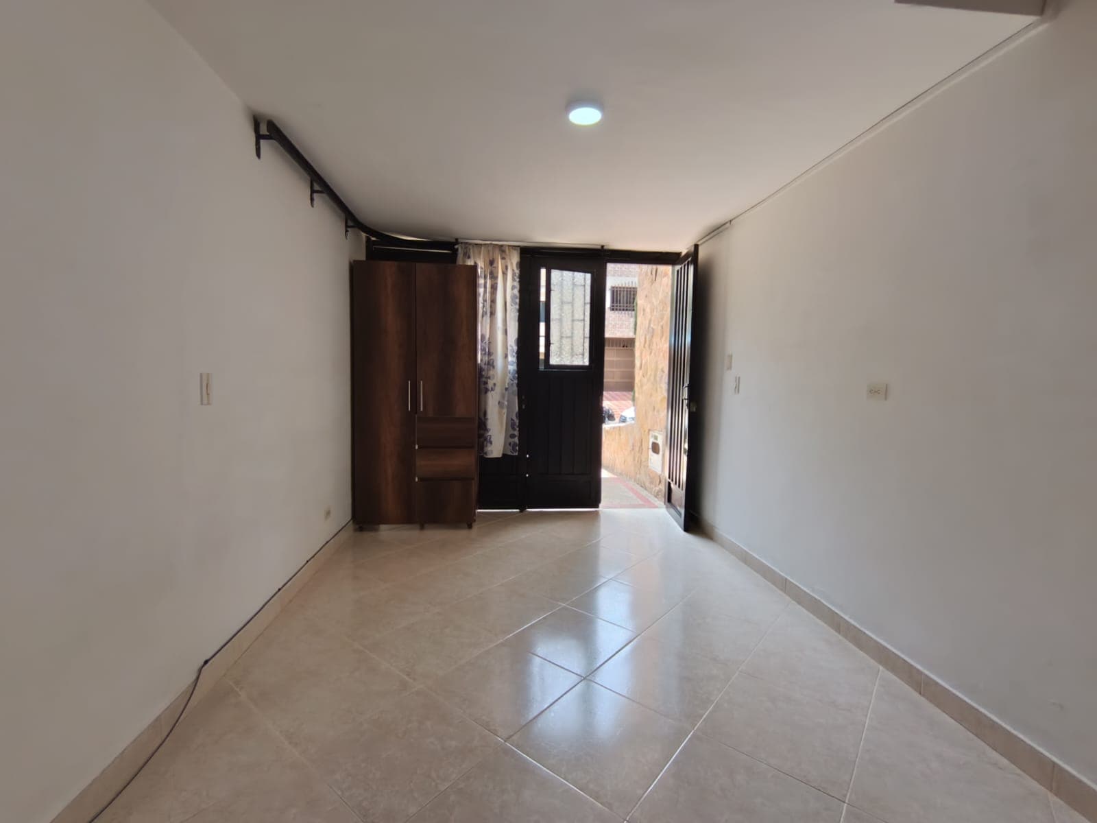 Apartaestudio en arriendo en Santa Mónica, La America, Medellín — foto 5 de 9