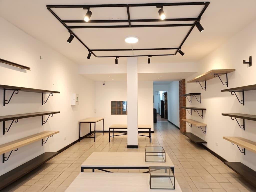 Local en arriendo en Laureles Medellín — foto 3 de 9