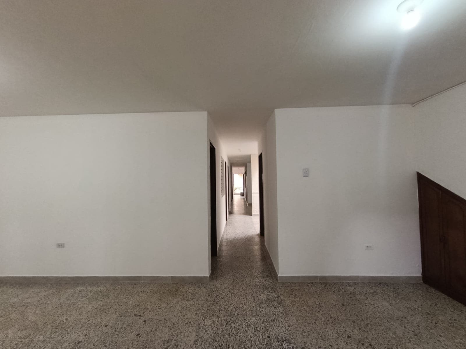 Casa Comercial en arriendo en Villa Hermosa, Centro, Medellín — foto 3 de 17